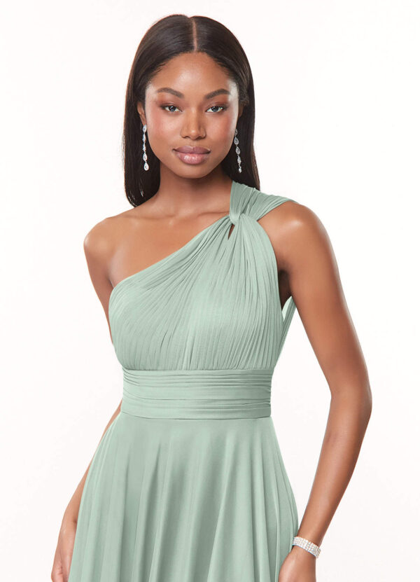Elegant Bridesmaid Dress – Pleated Mesh & One-Shoulder Design