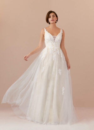 Romantic Custom Wedding Dress – Lace & Cathedral Train