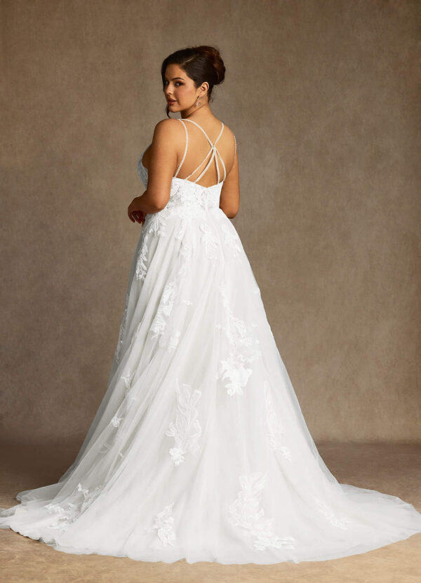Elegant Custom Wedding Dress – Beaded Lace & V-Neck Design
