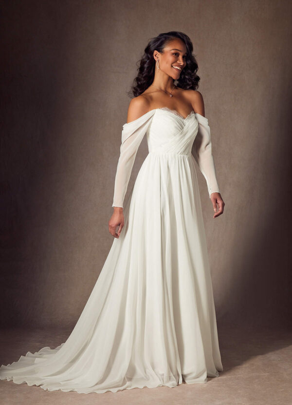 Vintage A-Line Wedding Dress with Lace & Sweetheart Neckline