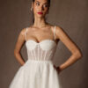 Chic Custom Wedding Dress – Sweetheart Neckline & Beaded Detail