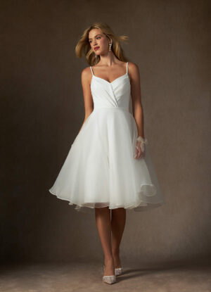 Elegant Knee-Length Wedding Dress with Spaghetti Straps
