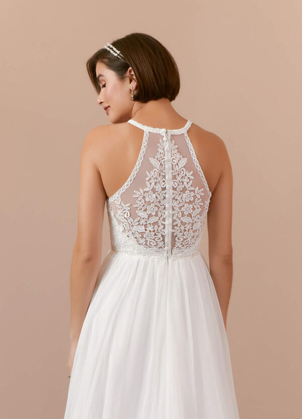 Elegant Custom Wedding Dress – A-Line, Lace, 3D Florals & Chapel Train
