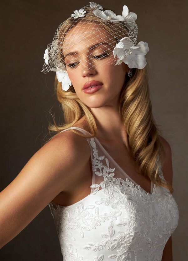 Vintage Custom Wedding Dress – Tea-Length, Lace & 3D Florals