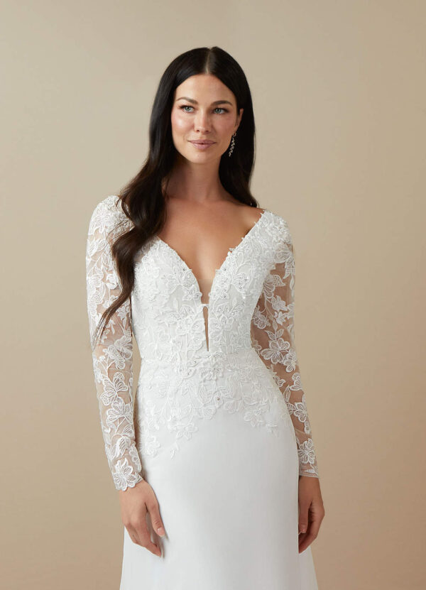 Elegant Custom Wedding Dress – Beaded Lace, V-Back & Sweep Train