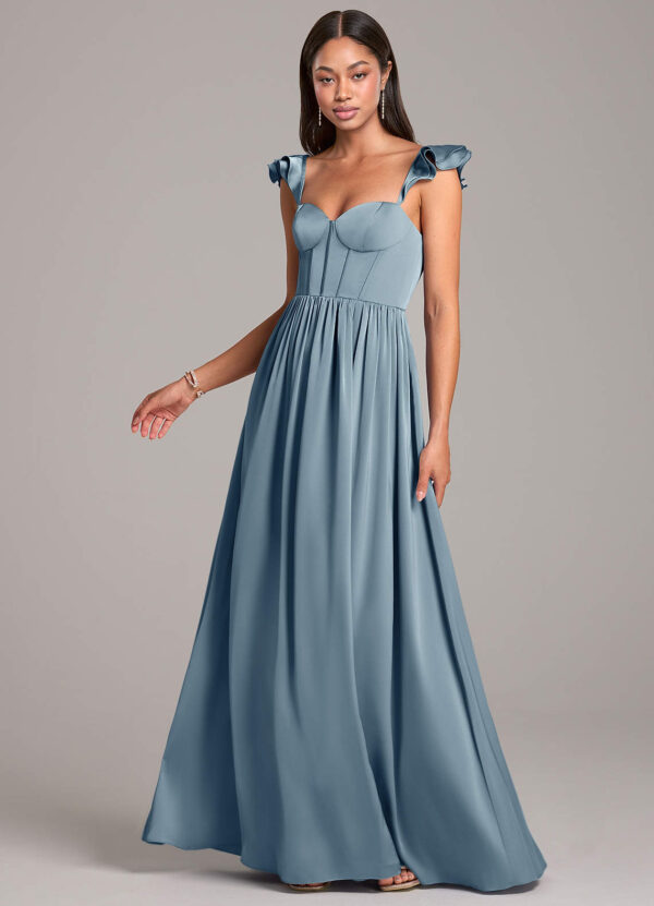 Elegant Bridesmaid Dress – Sweetheart Neckline & Leg Slit