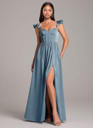 Elegant Bridesmaid Dress – Sweetheart Neckline & Leg Slit