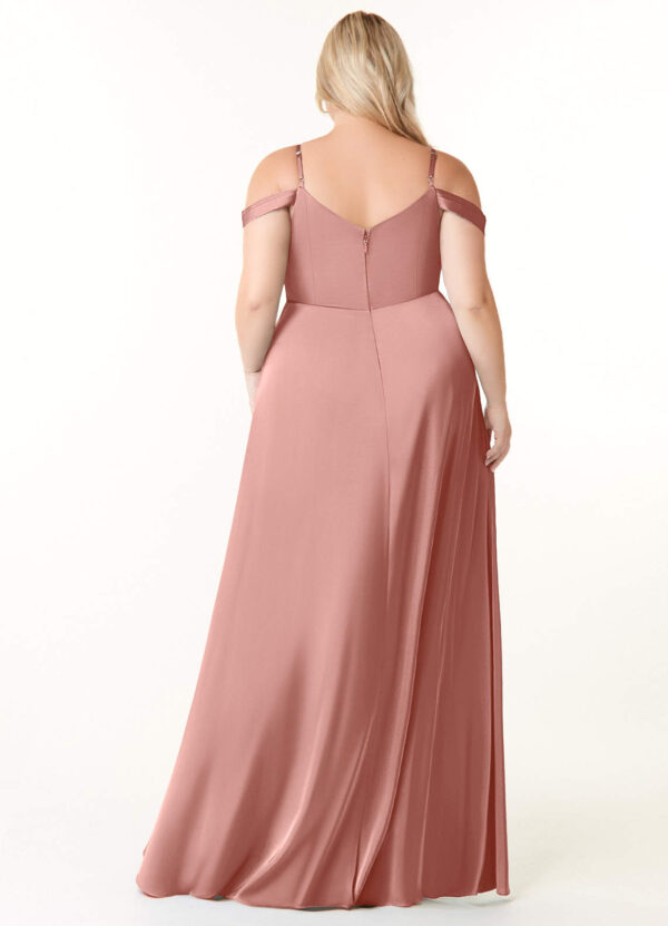 Elegant Bridesmaid Dress – A-Line with Pleats & V-Neck