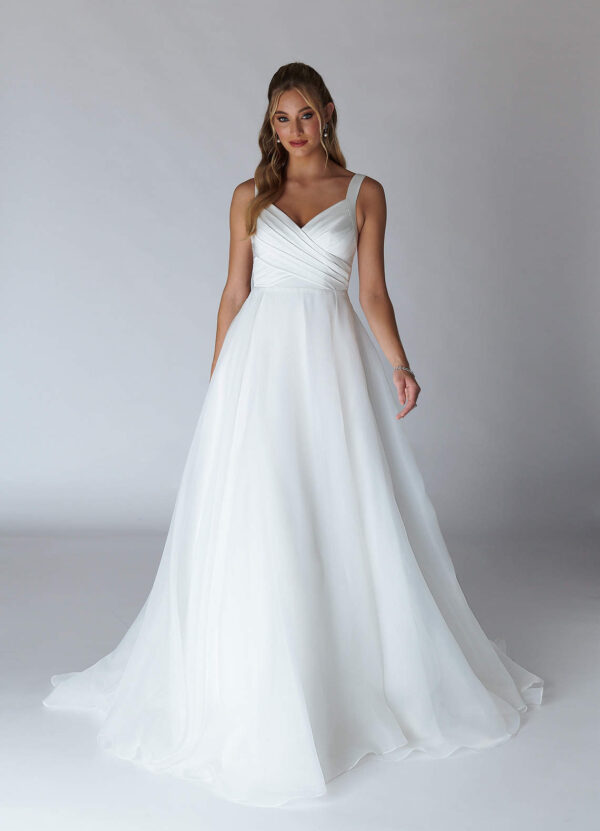 Chic Satin Wedding Dress – Pleated A-Line Style