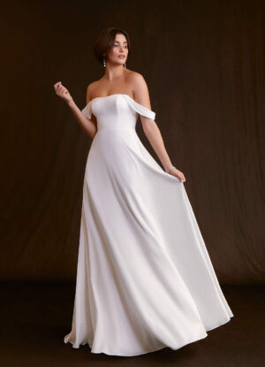 Chic Custom Wedding Dress – Off The Shoulder & Pleated Design