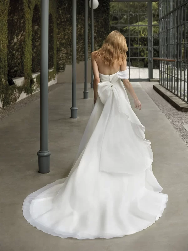 Asymmetrical A-line Organza Wedding Dress