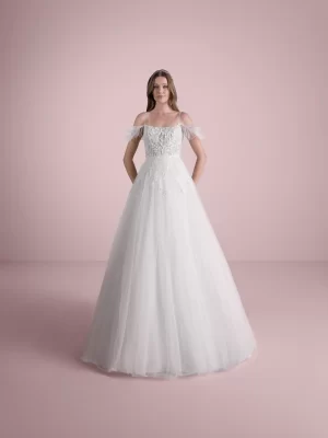 Princess Scoop Neck Tulle Wedding Dress