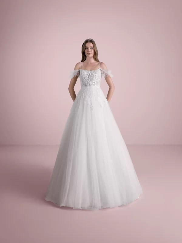 Princess Scoop Neck Tulle Wedding Dress