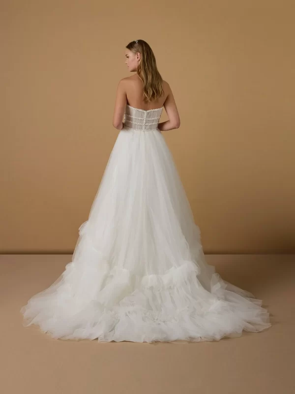 Strapless A-Line Tulle Wedding Dress