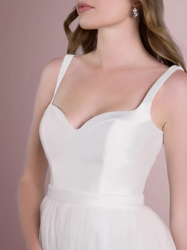 Sweetheart A-line Wedding Dress in Tulle