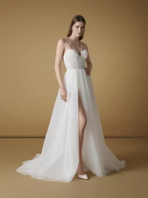 Sweetheart Tulle A-line Wedding Dress