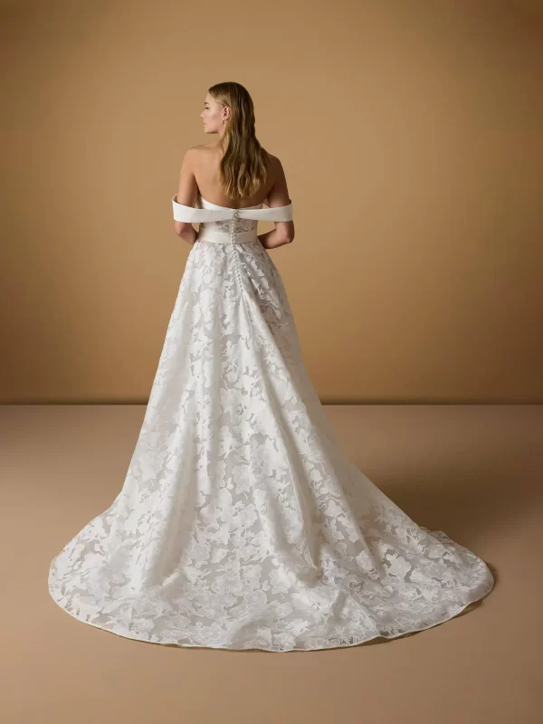Sweetheart A-line Wedding Dress