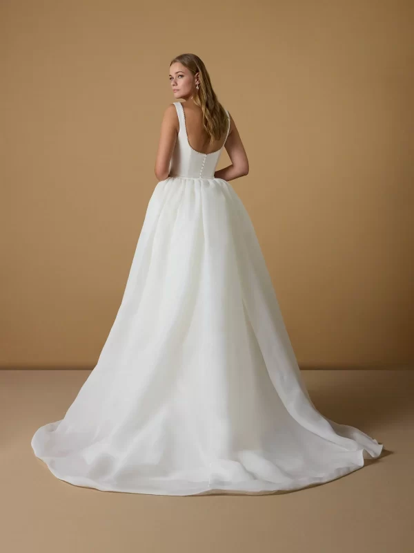 V-Neck Mikado Mermaid Wedding Dress – Sleeveless