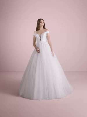 V-Neck Princess Tulle Wedding Dress